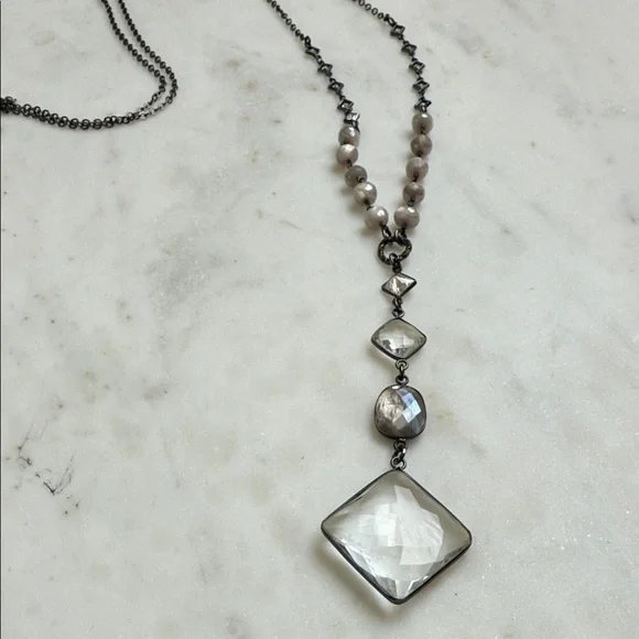 Beautiful moonstone and quartz crystal necklace - Picture 1 of 4